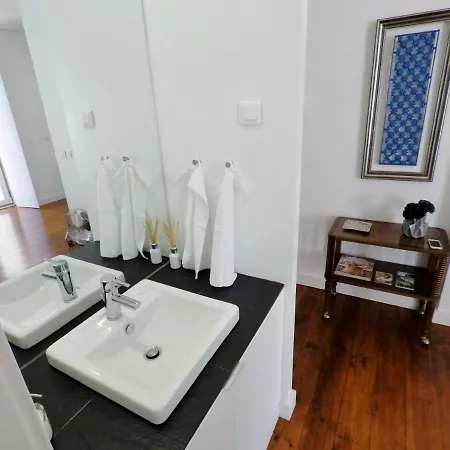 Chao Do Loureiro Baixa-castle Lizbona